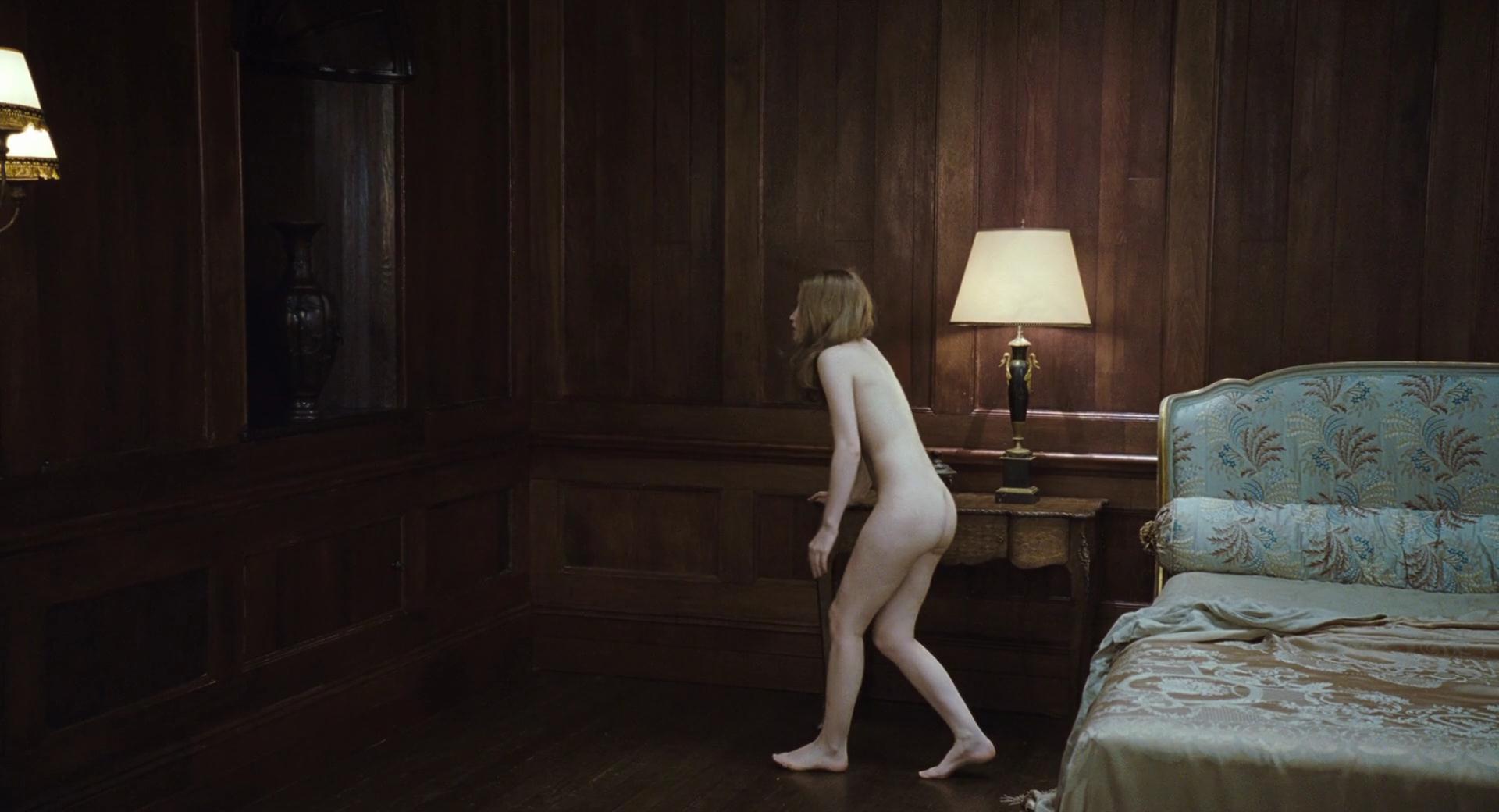 Naked Emily Browning In Sleeping Beauty I