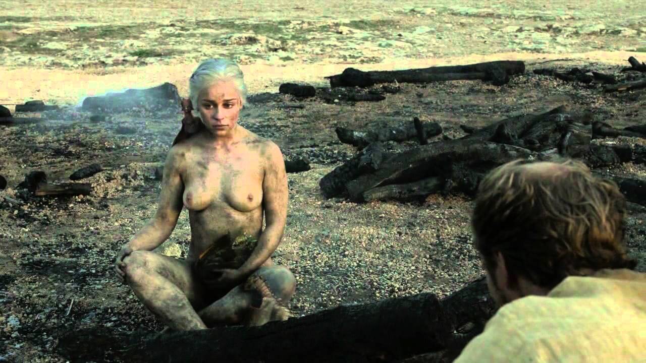 Naked Emilia Clarke In Game Of Thrones 7308