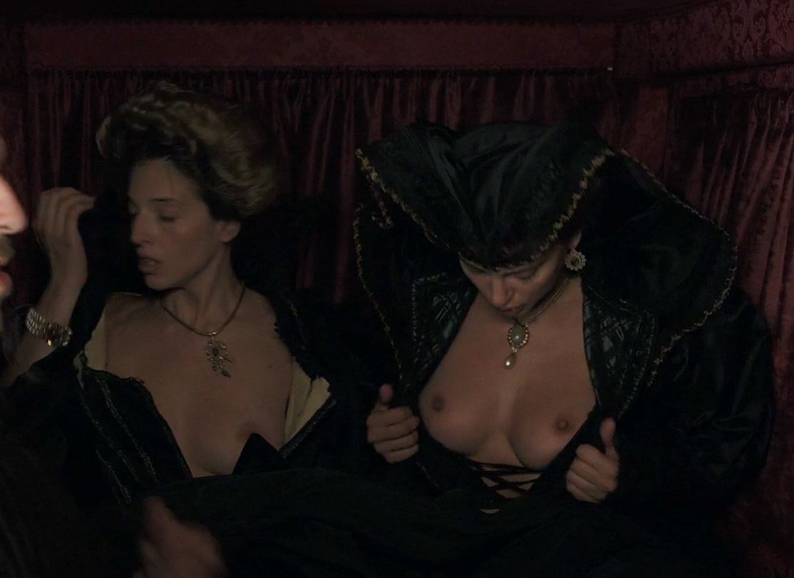 Naked Guenda Goria In Tale Of Tales