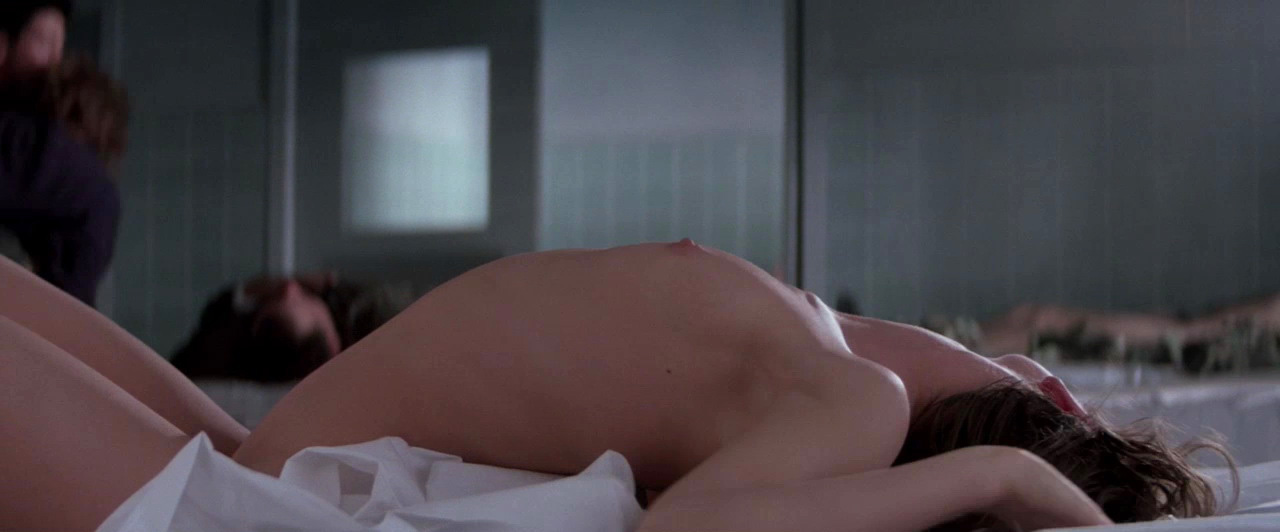 Naked Gabrielle Anwar In Body Snatchers