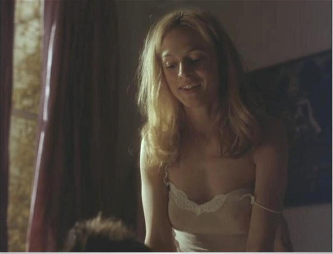 Naked Heather Graham In Killing Me Softly Hot Sex Picture