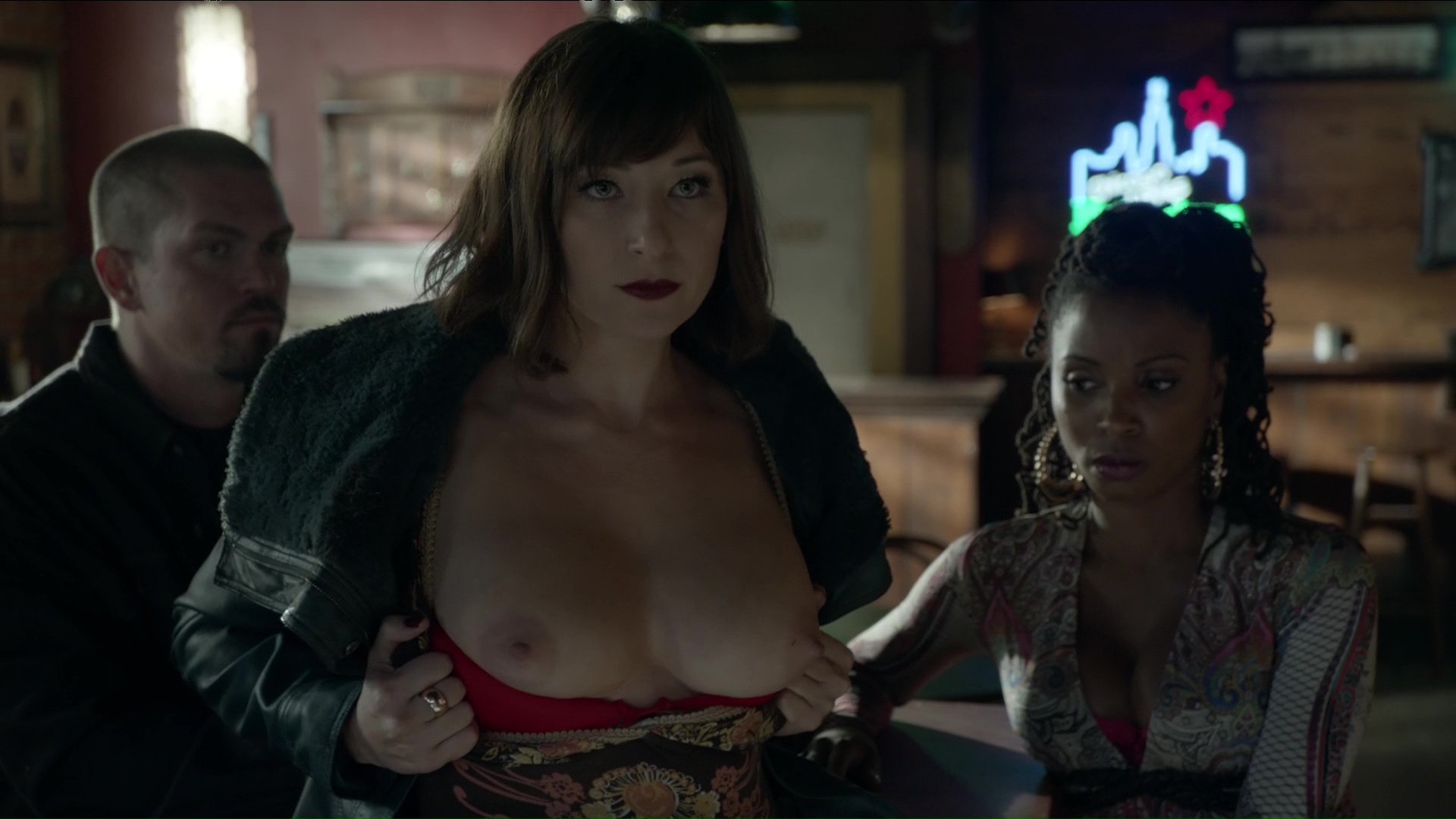 Naked Isidora Goreshter In Shameless Us