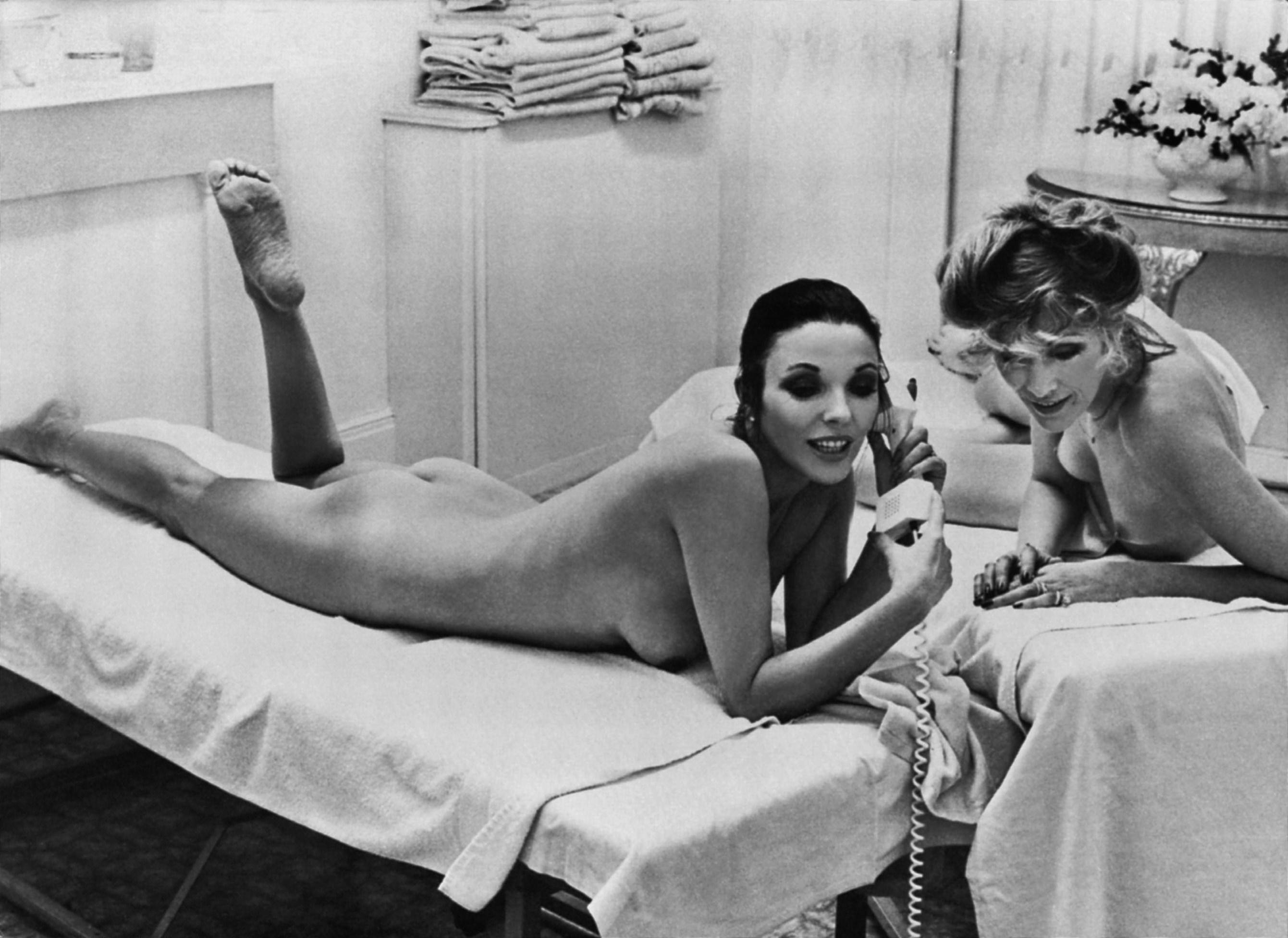 Collins naked joan Joan Collins