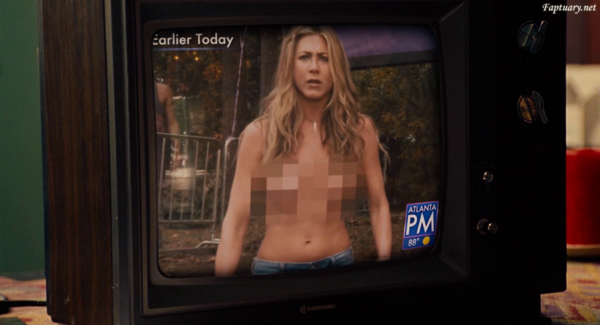 Jennifer Aniston Nude Pics Page 2