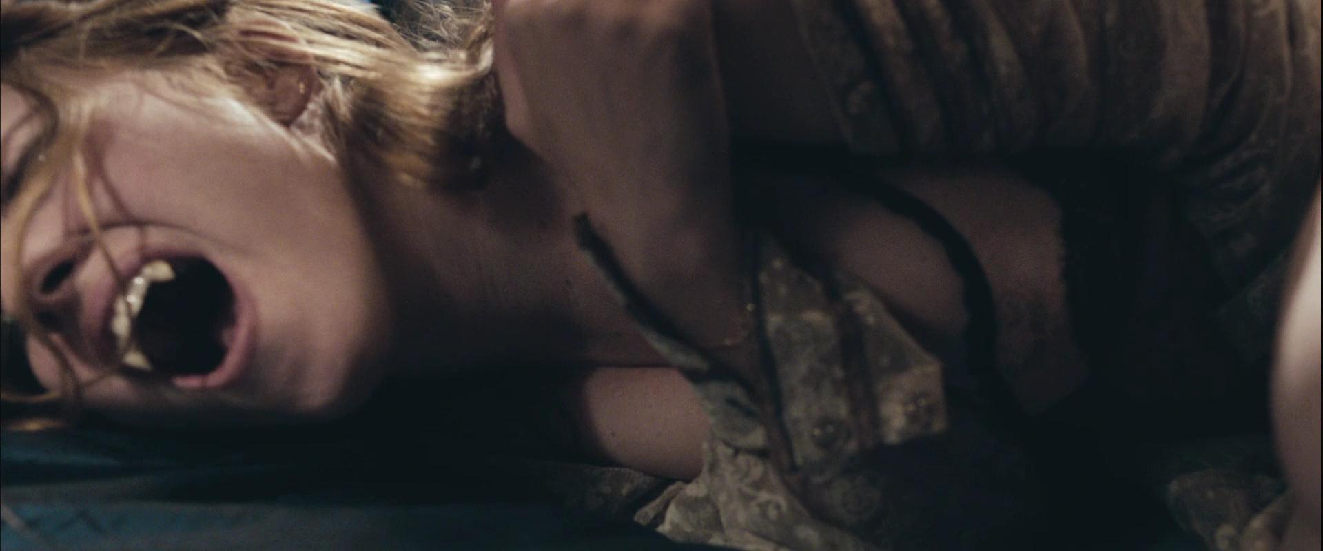 Naked Josephine De La Baume In Kiss Of The Damned