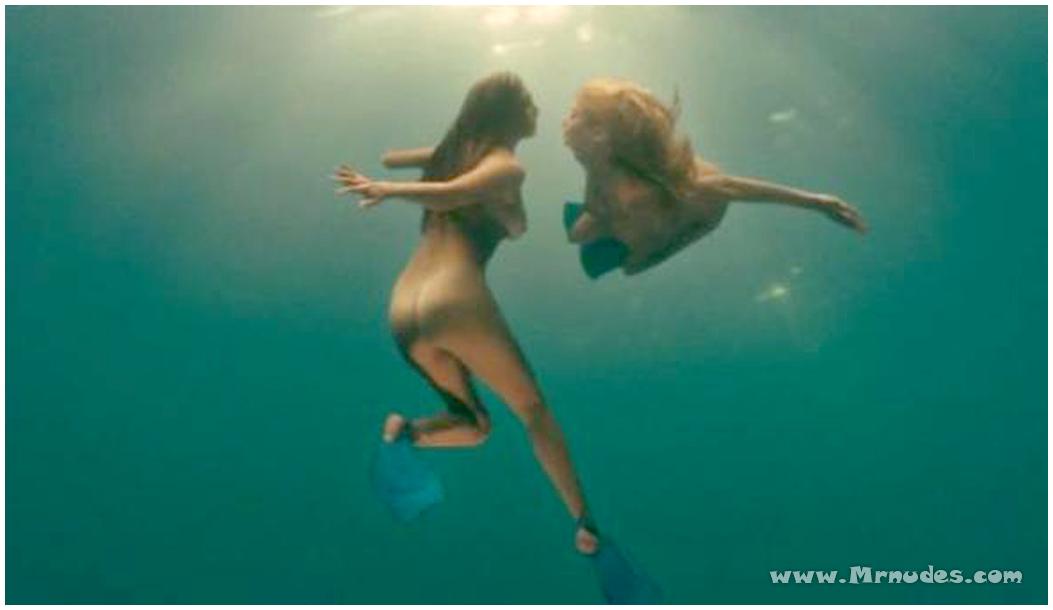 Naked Jessica Szohr In Piranha 3d