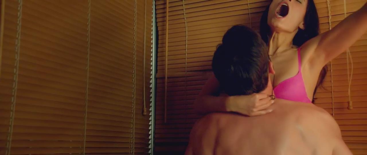 Naked Jordana Brewster In Home Sweet Hell