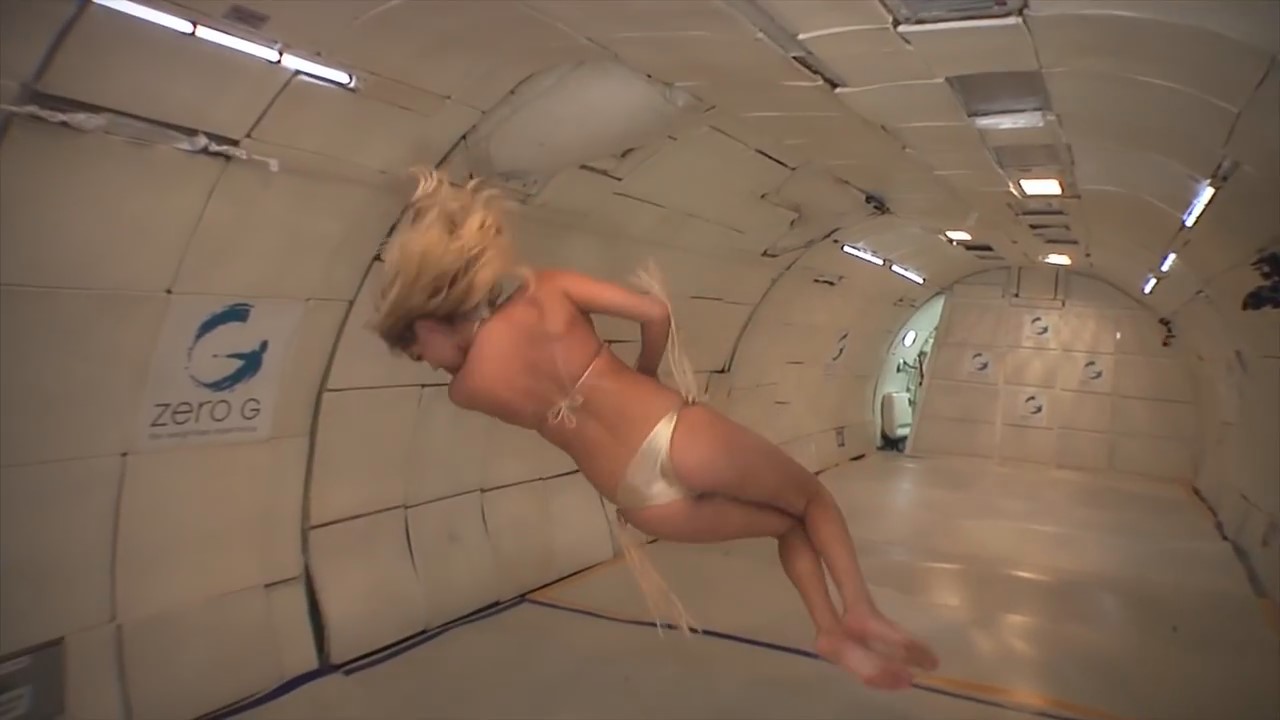 Naked Kate Upton In 2014 Zero Gravity Photo Shoot