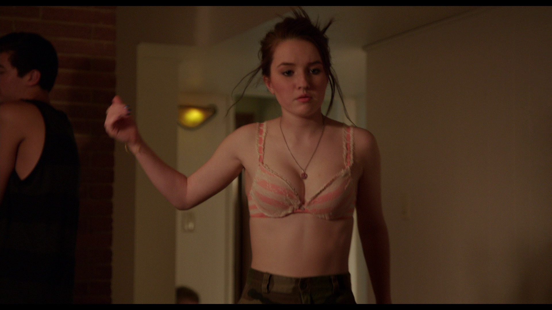 Kaitlyn Dever Nue Dans Laggies