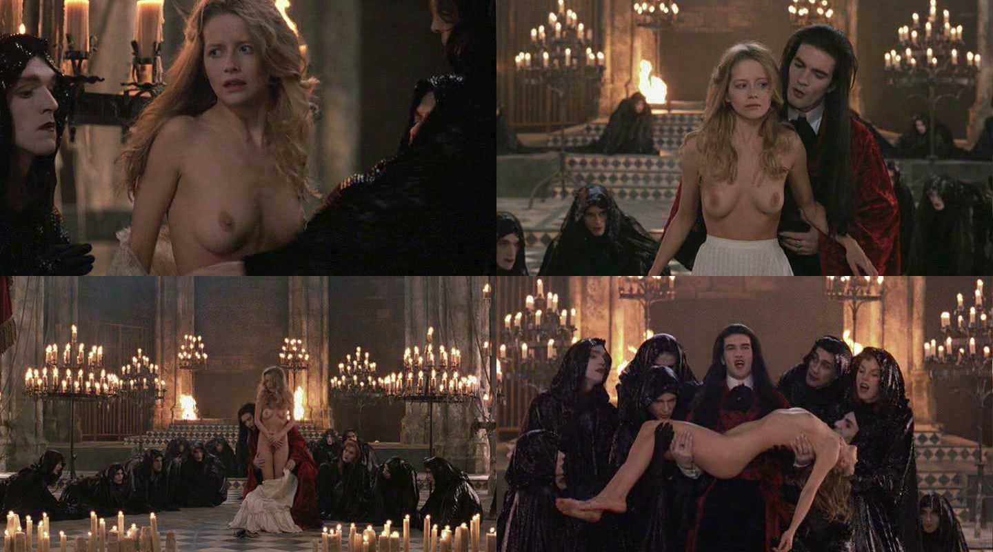 Naked Laure Marsac In Interview With The Vampire