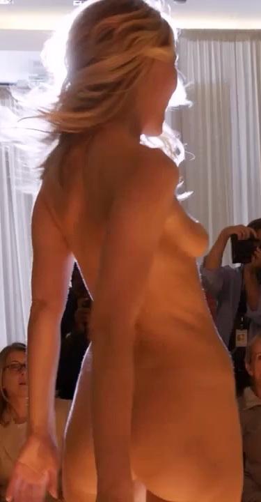 Naked Leslie Bibb In Salem Rogers