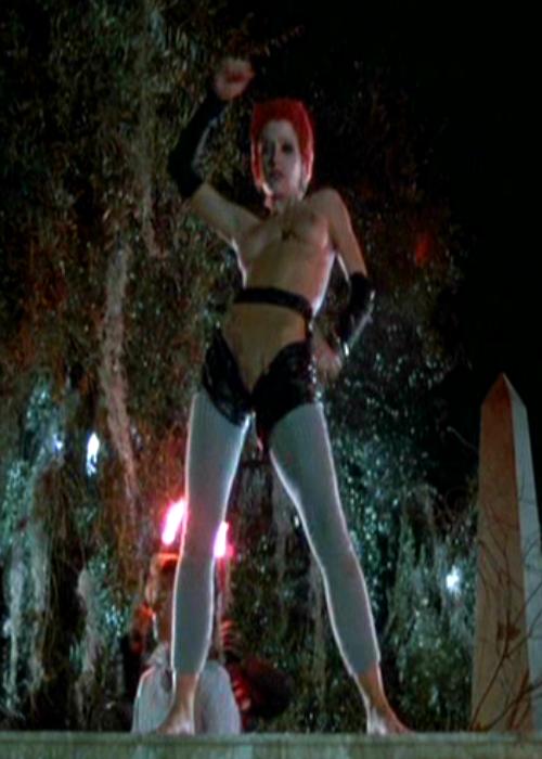 Naked Linnea Quigley In The Return Of The Living Dead