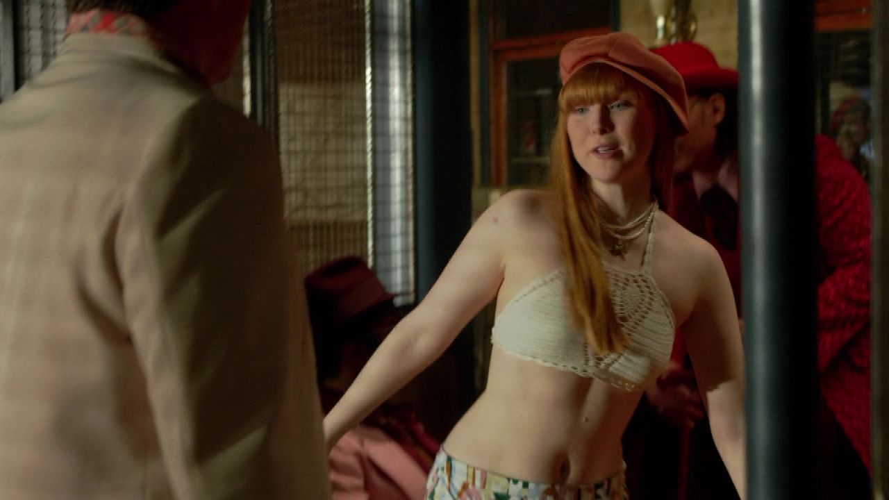 Naked Molly Quinn In Castle 