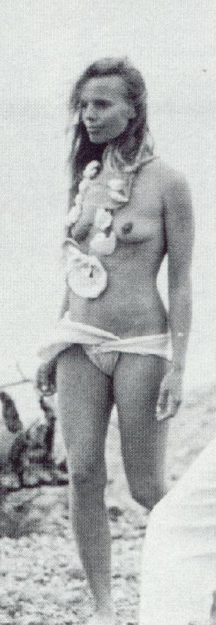 Marta kristen topless