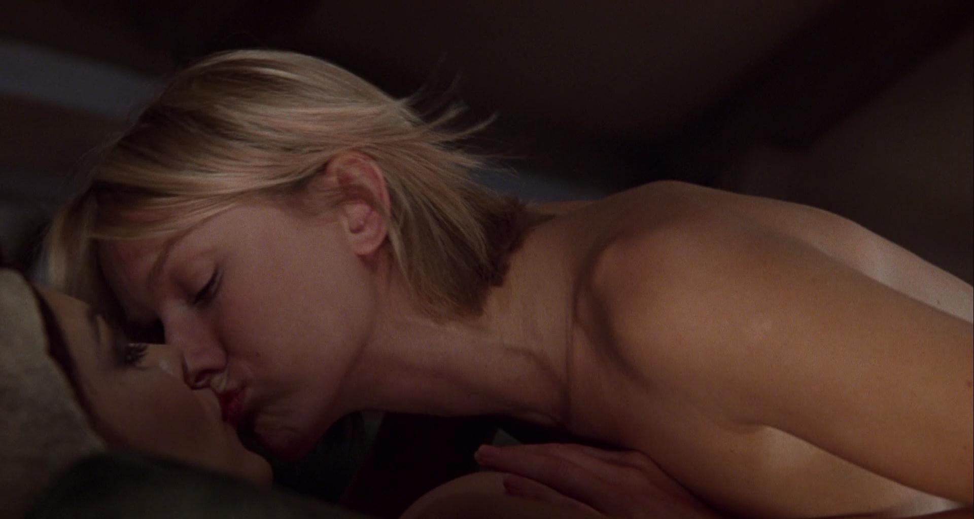 Naked Naomi Watts In Mulholland Dr