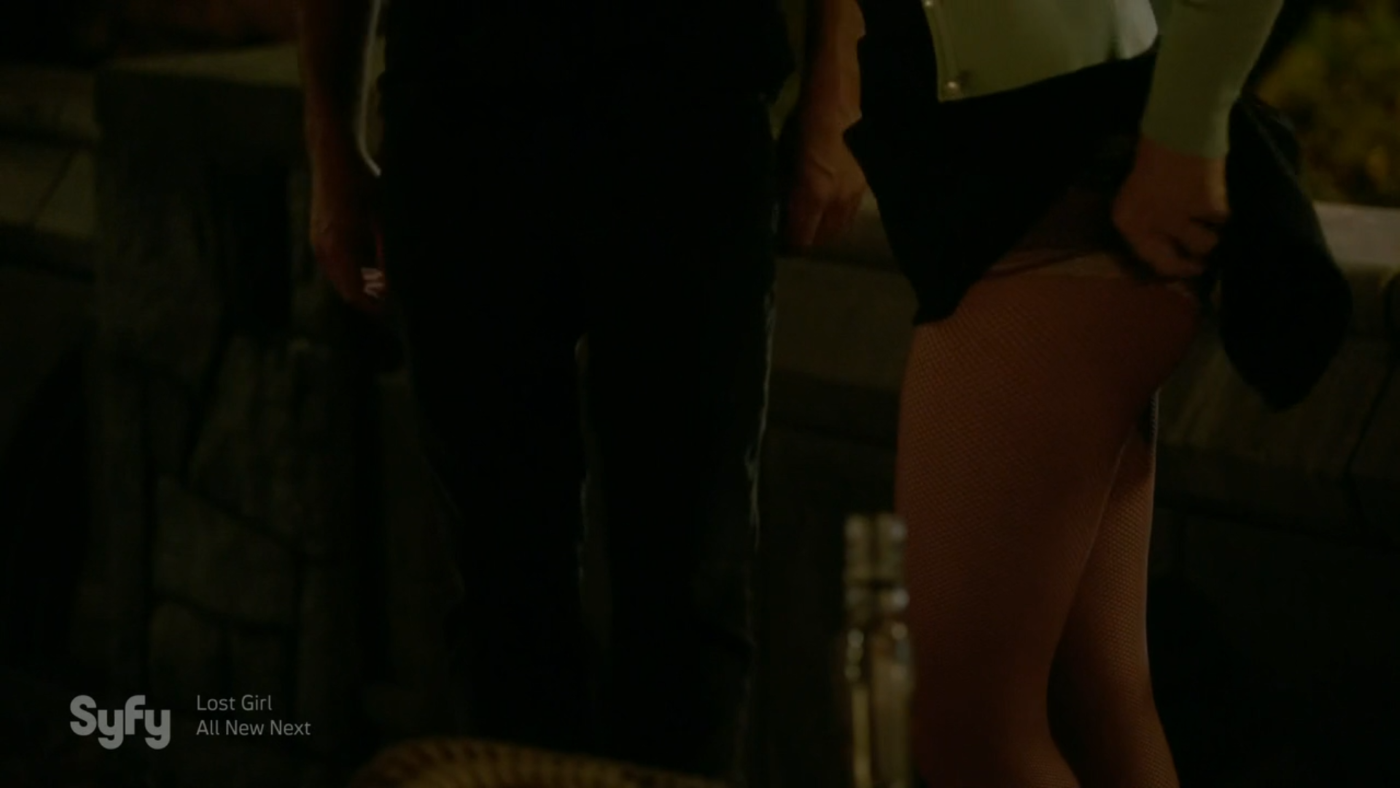 Naked Olivia Taylor Dudley In The Magicians