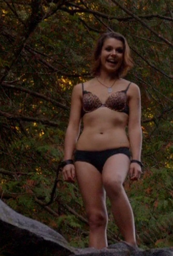 Naked Paloma Kwiatkowski In Bates Motel