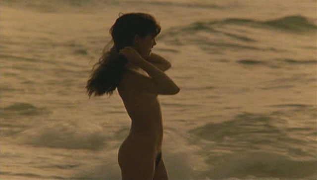 Phoebe cates nude pics