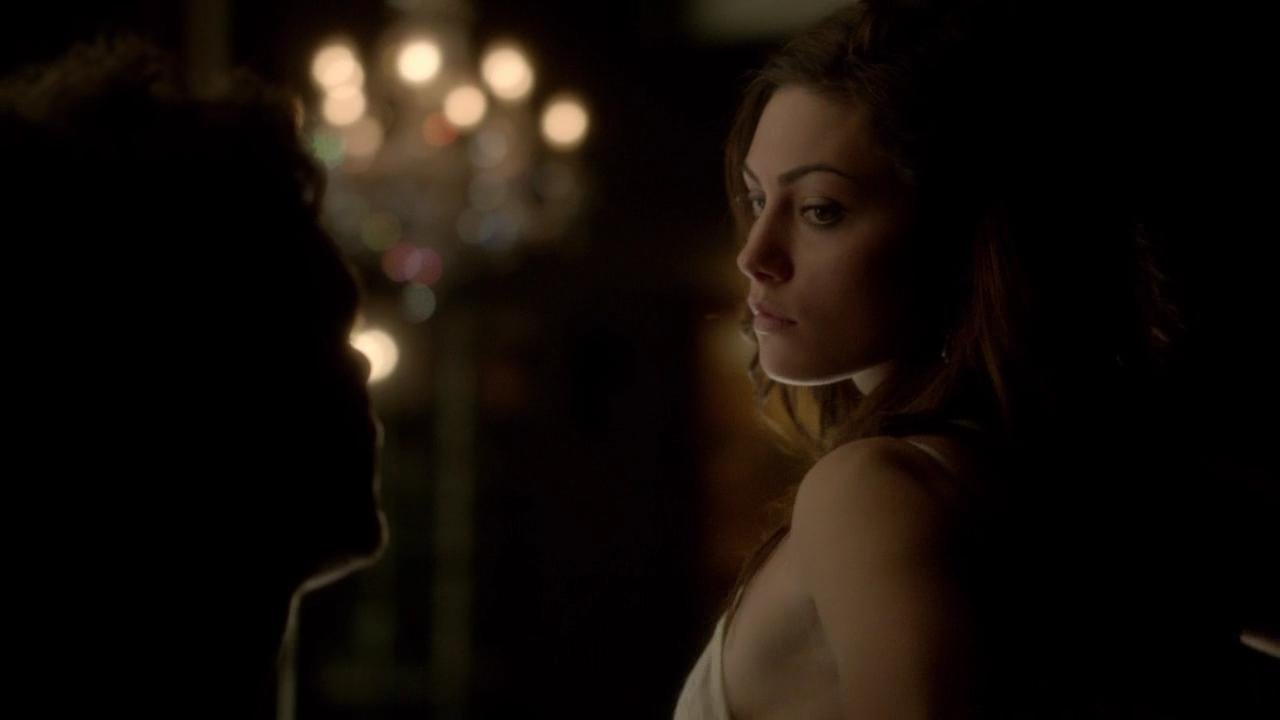 Naked Phoebe Tonkin In The Vampire Diaries