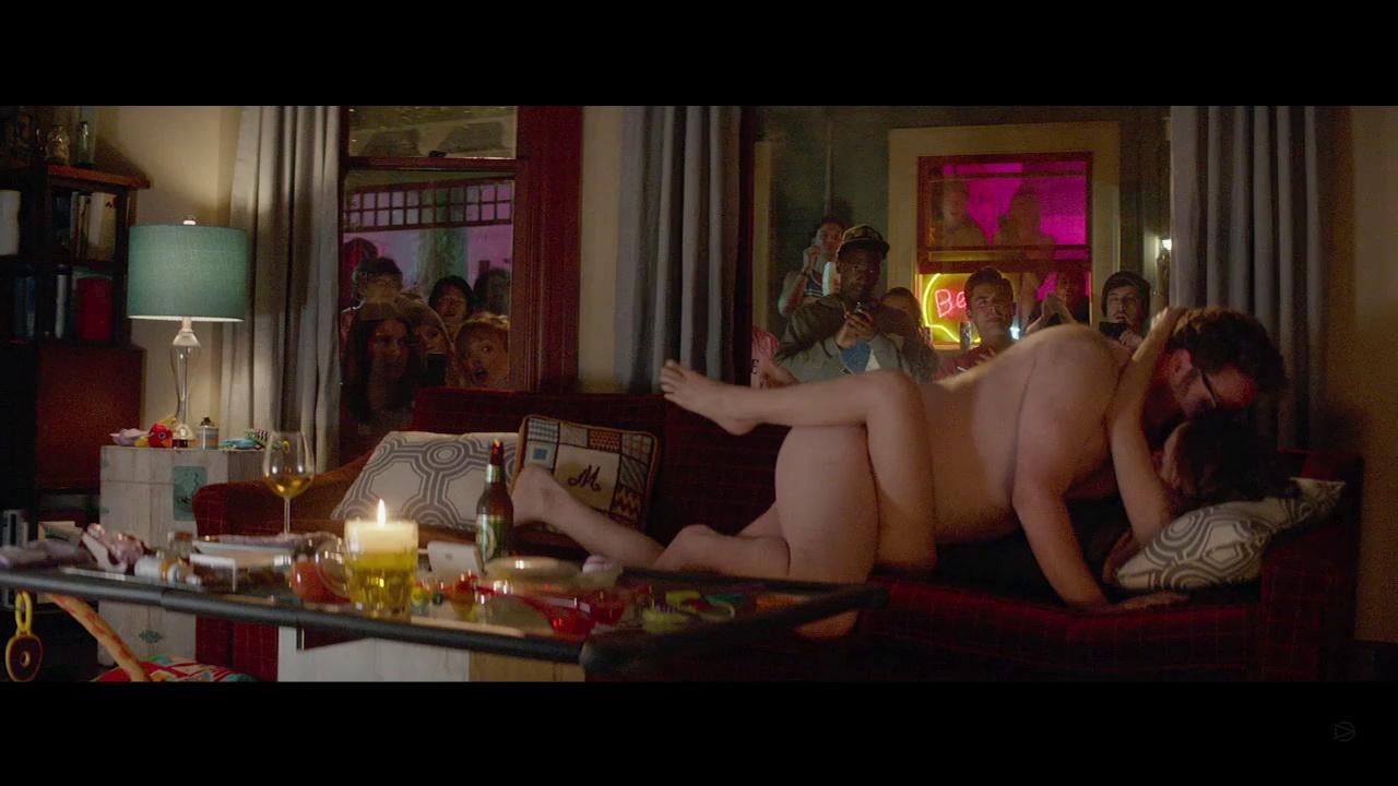 Rose Byrne Naked In Movies.