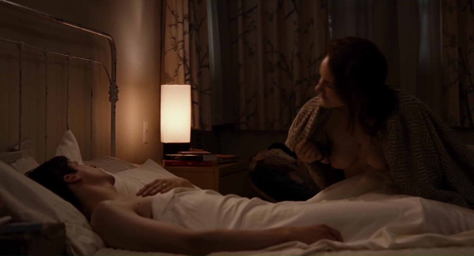 Naked Rachel Brosnahan In Louder Than Bombs Ii 