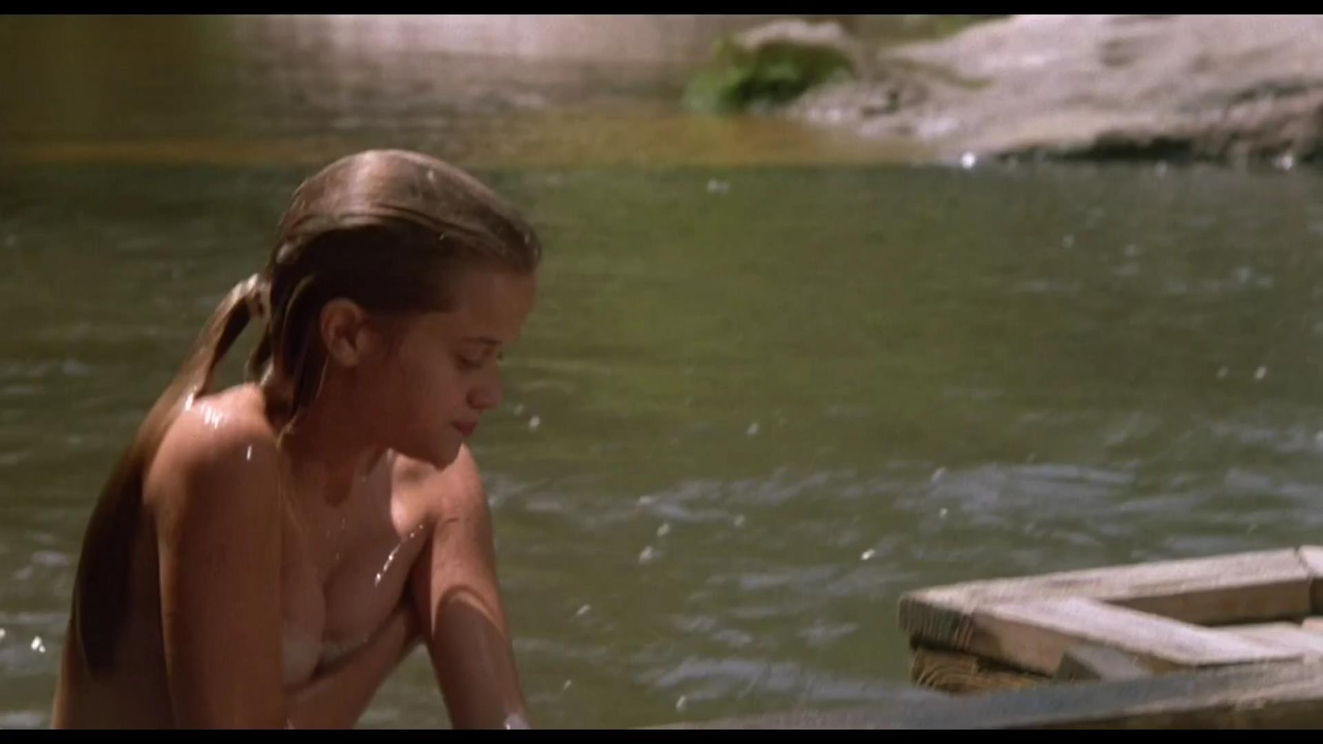 Naked Reese Witherspoon In The Man In The Moon 