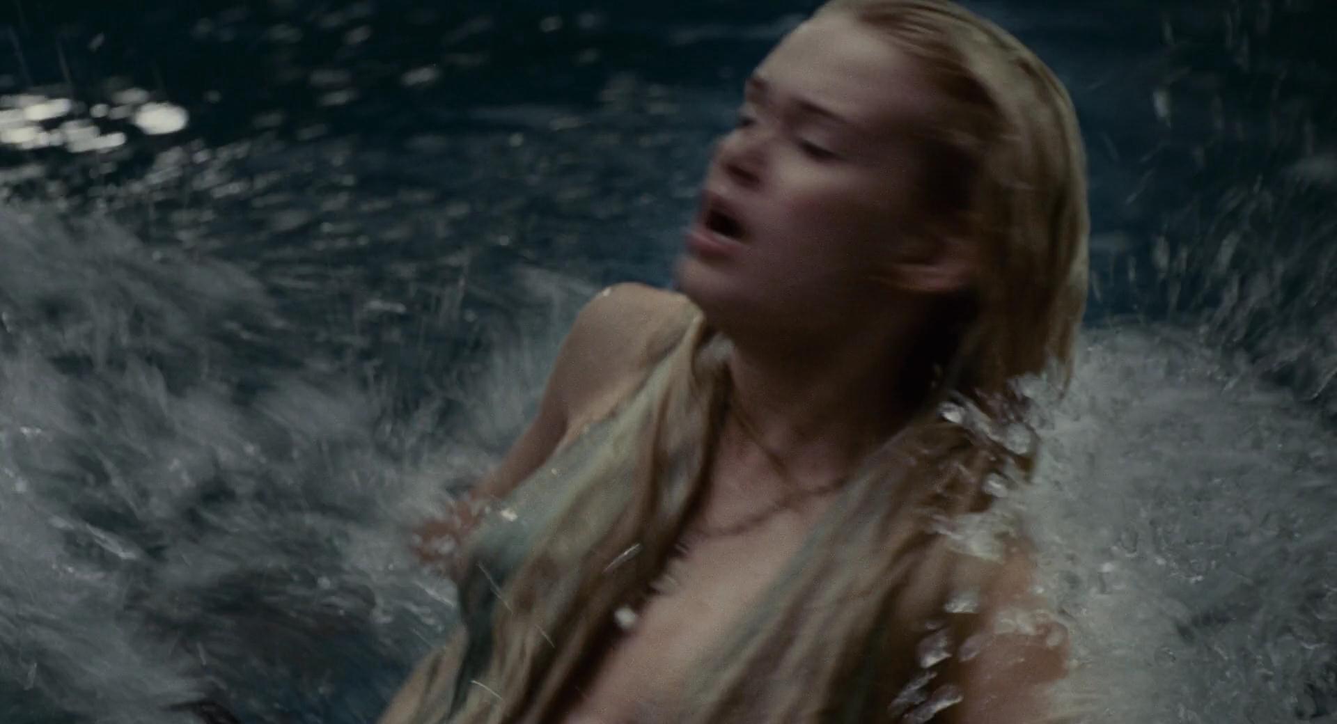 Naked Sara Paxton In Aquamarine