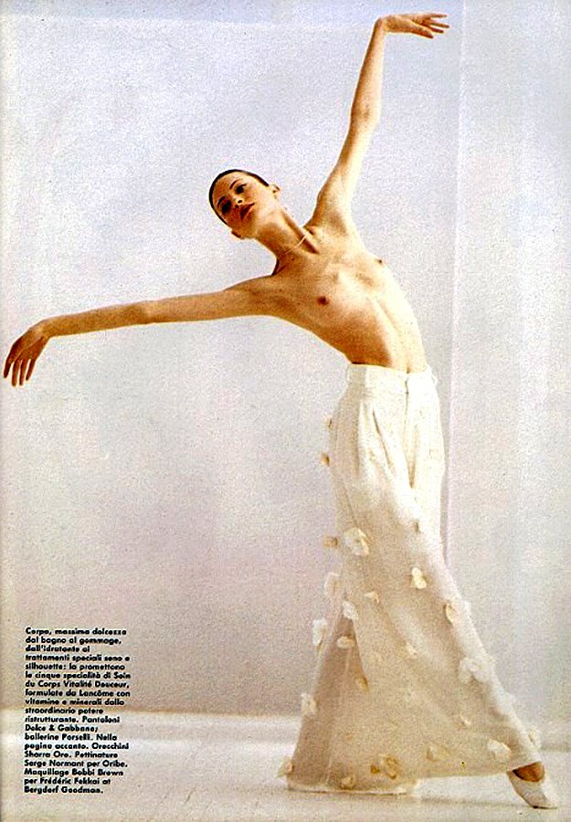 Naked Shalom Harlow Added 07192016 By Gwen Ariano