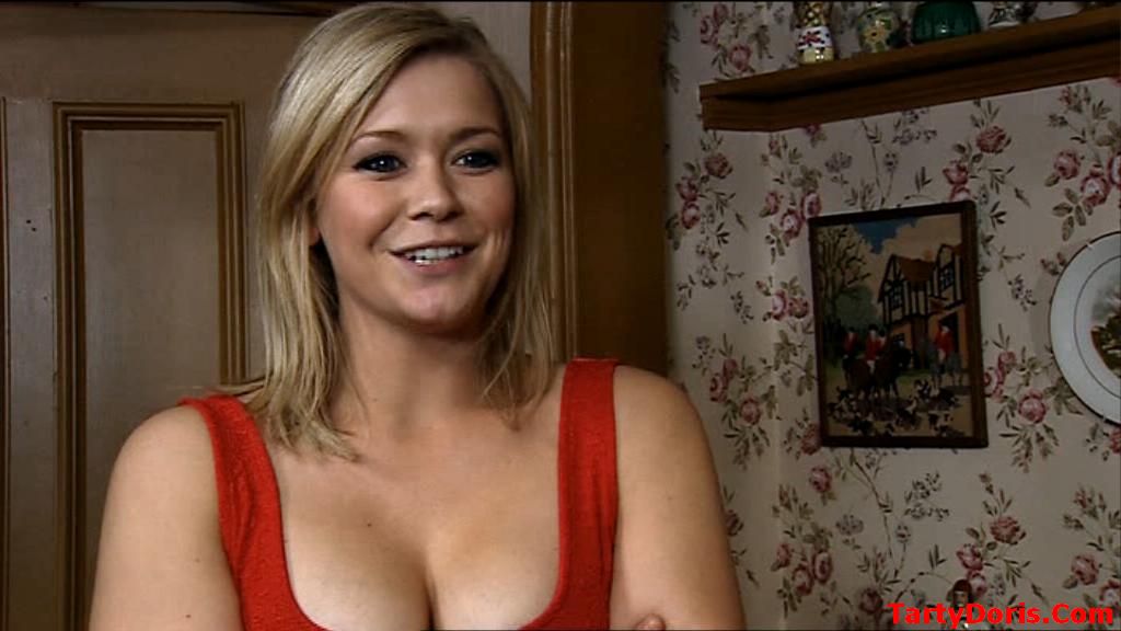 Nude suzzane shaw Suzanne Shaw