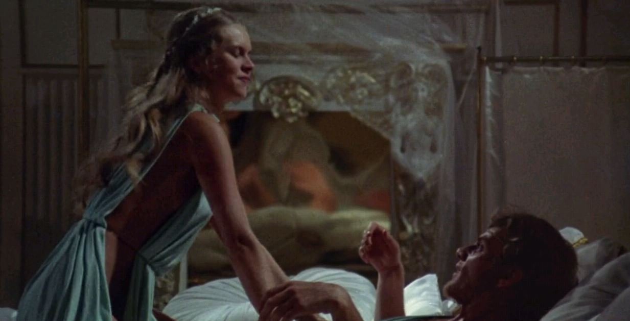 Naked Teresa Ann Savoy In Caligula