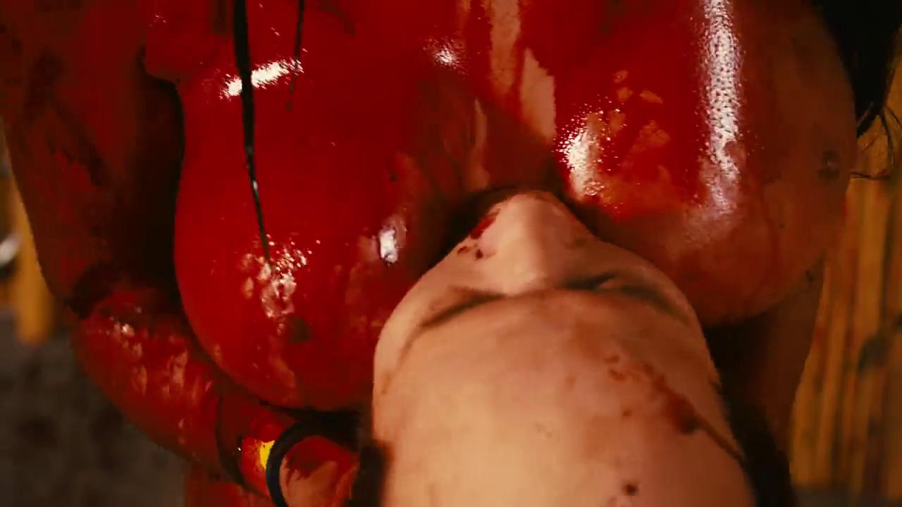 Naked Unknown In Piranha 3dd