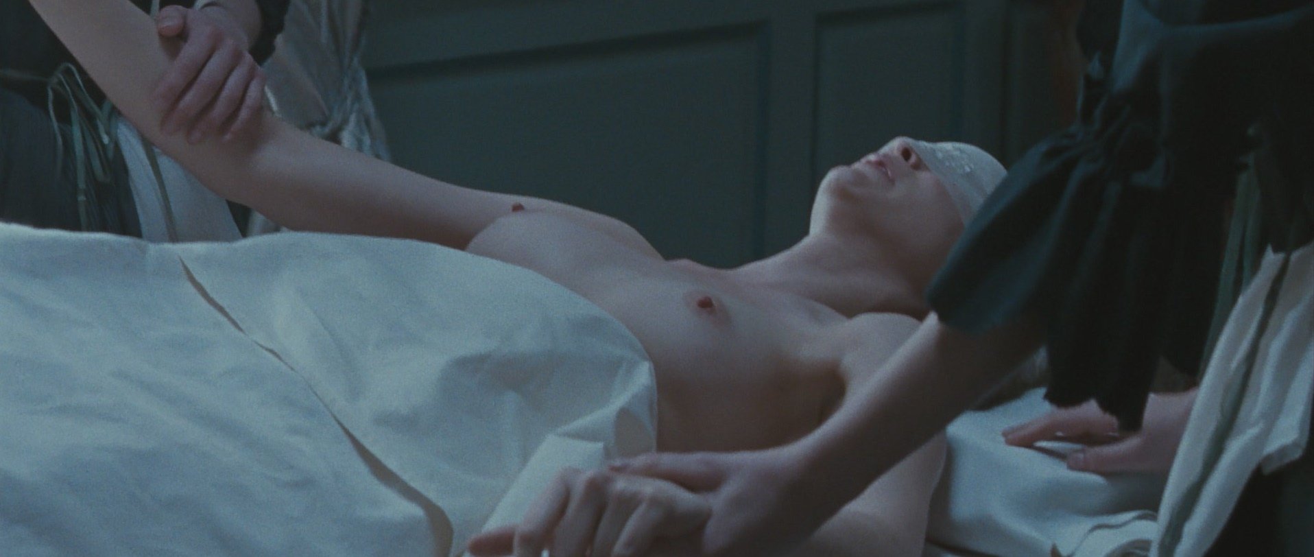 Naked Vera Farmiga In The Vintner S Luck