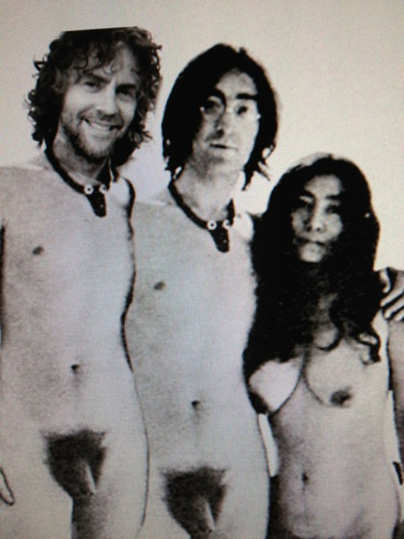 Ono john yoko nackt und lennon Beatles, Yoko,