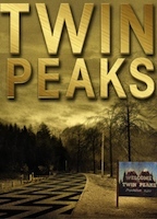 Twin Peaks 1990 - 1991 movie nude scenes
