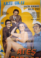 Ates parçasi (1977) Nude Scenes
