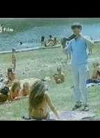 Musician in the Bath 1988 movie nude scenes