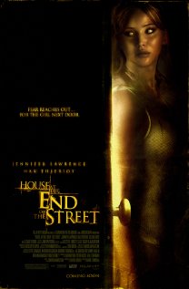House at the End of the Street movie nude scenes