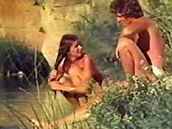 clip-Bobbie Jo and the Outlaw-Essie Beaumont