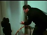 clip-È forte un casino!-Ella