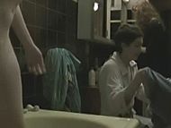clip-Girls Can't Swim-Lise