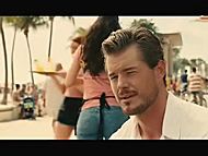 clip-Marley & Me-Sandra