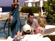 clip-Modern Family-Gloria