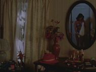 clip-Night of the Creeps-Cynthia Cronenberg