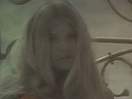 clip-The Velvet Vampire-Diane LeFanu