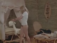 Video of Alexandra Delli Colli in Zombie Holocaust