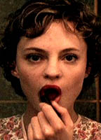 Angela Bettis nude