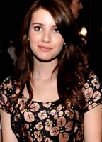 Emma Roberts nude