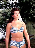Eunice Gayson nude