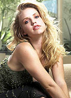 Kelli Garner nude