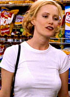 Leslie Mann nude